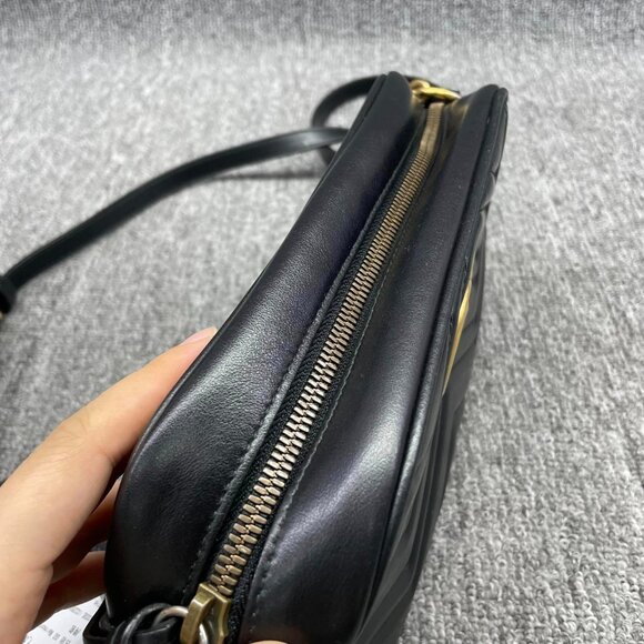 100% Authentic GUCCI Black Marmont Leather Shoulder Bag - Picture 4 of 14